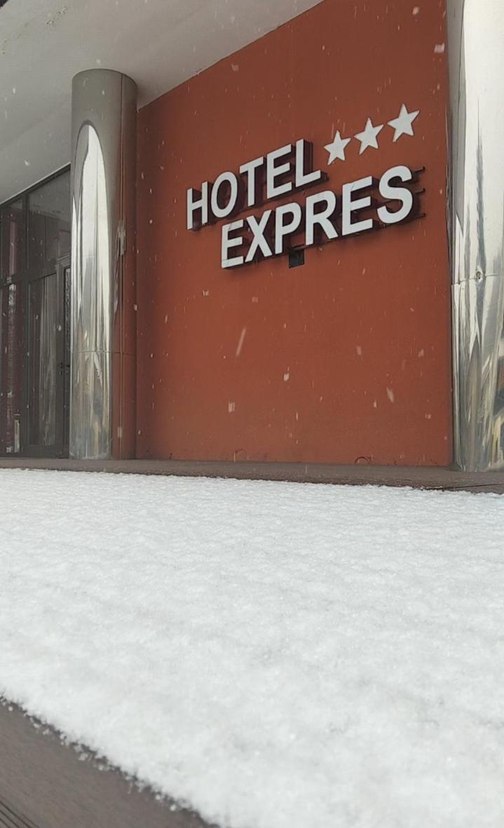 Hotel Express Predeal Exterior foto